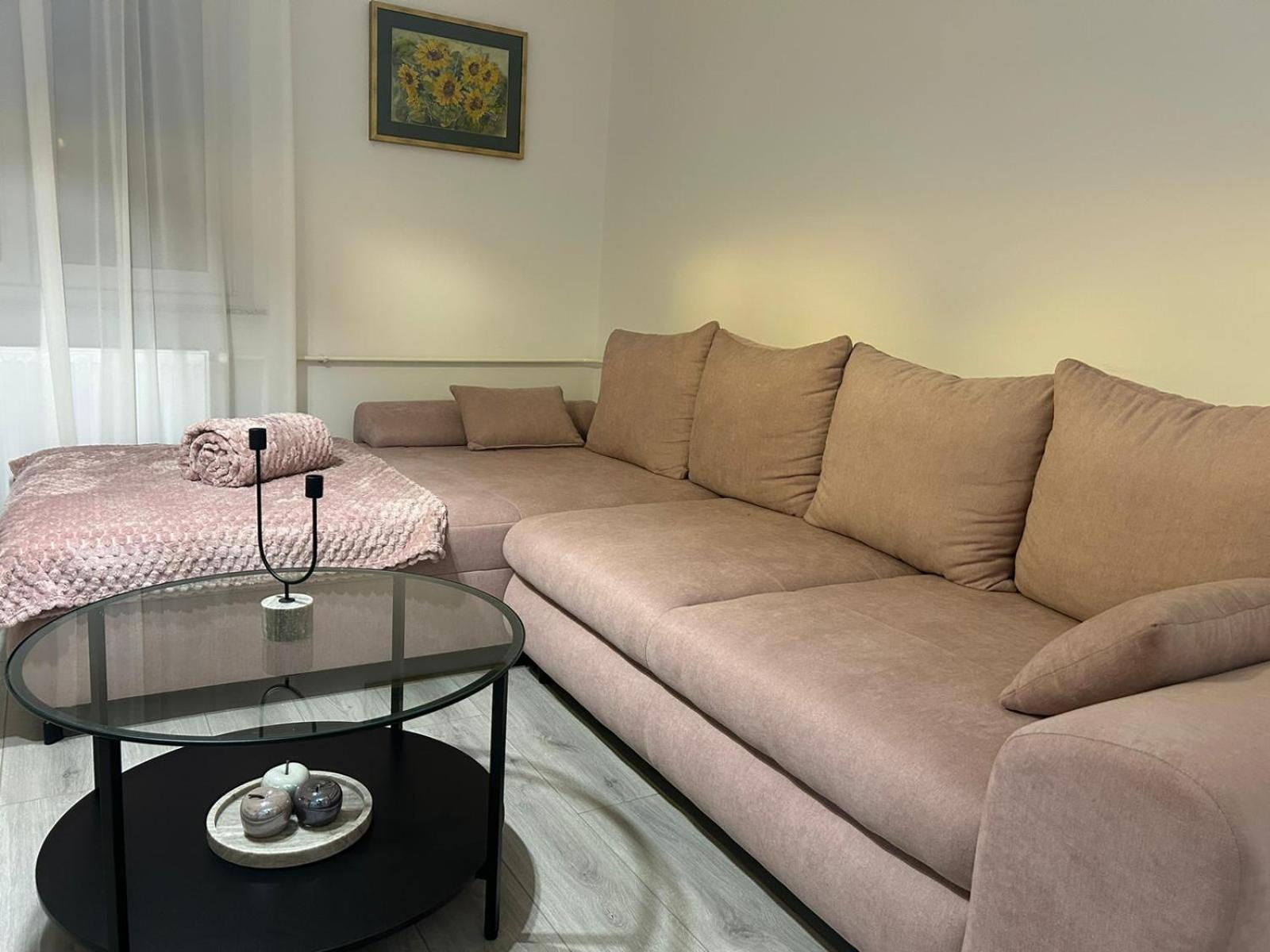 Nastasija Apartment Осиек Екстериор снимка